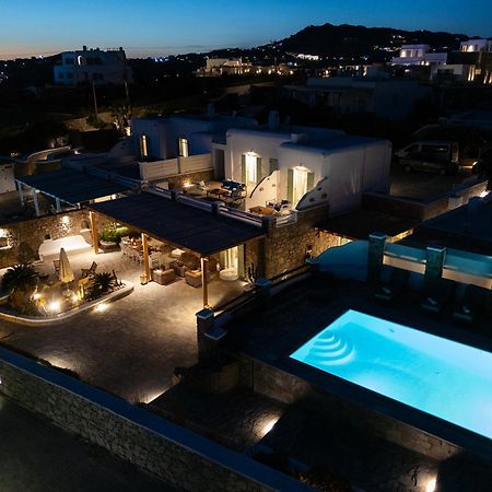 Mando Pool Villas W Sea Views - Five Bedrooms Super Paradise Beach  Exterior photo