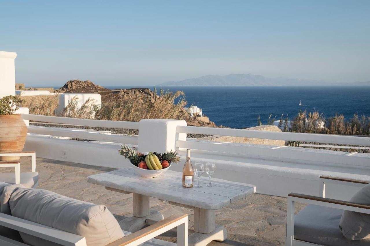 Mando Pool Villas W Sea Views - Five Bedrooms Super Paradise Beach  Exterior photo