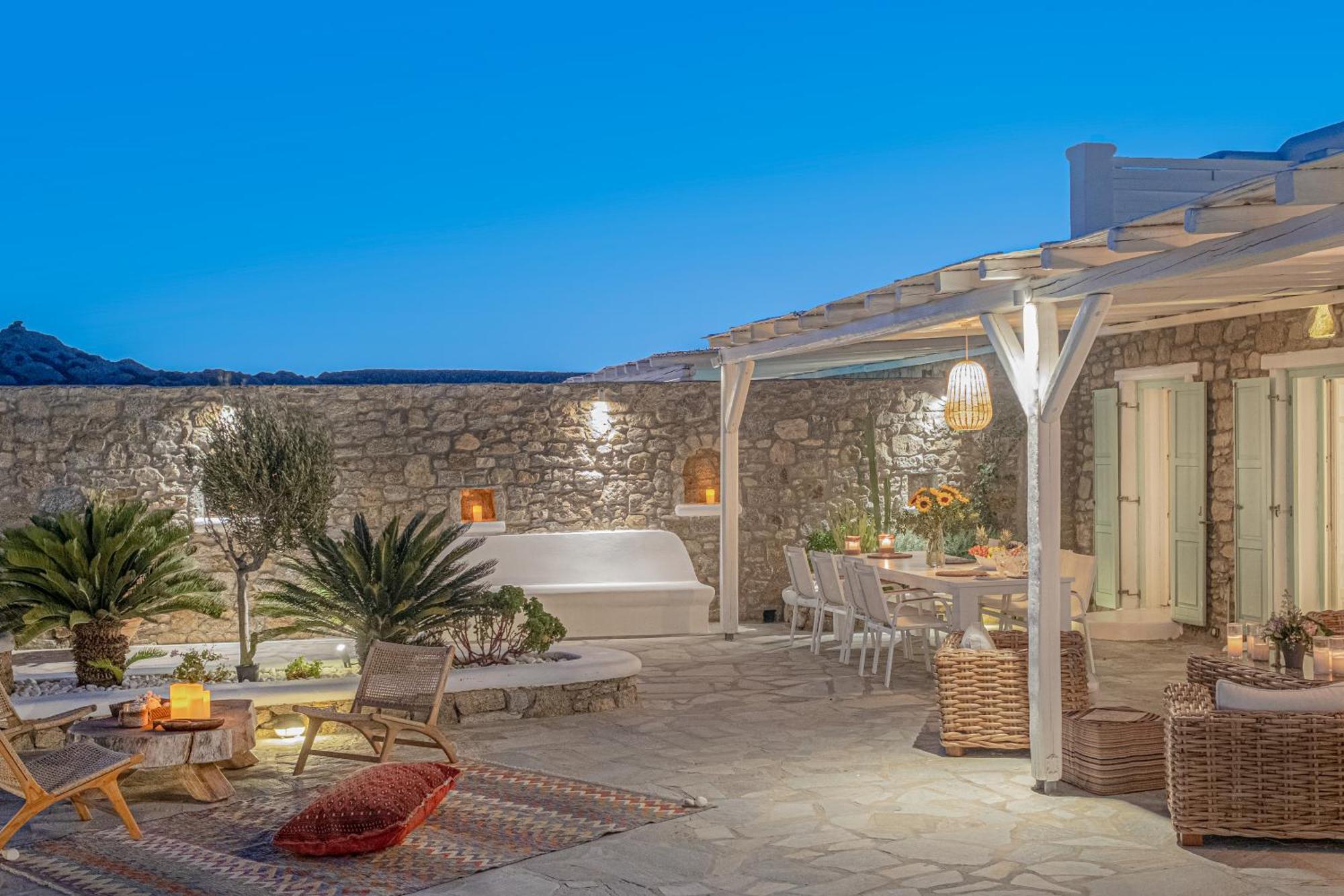 Mando Pool Villas W Sea Views - Five Bedrooms Super Paradise Beach  Exterior photo