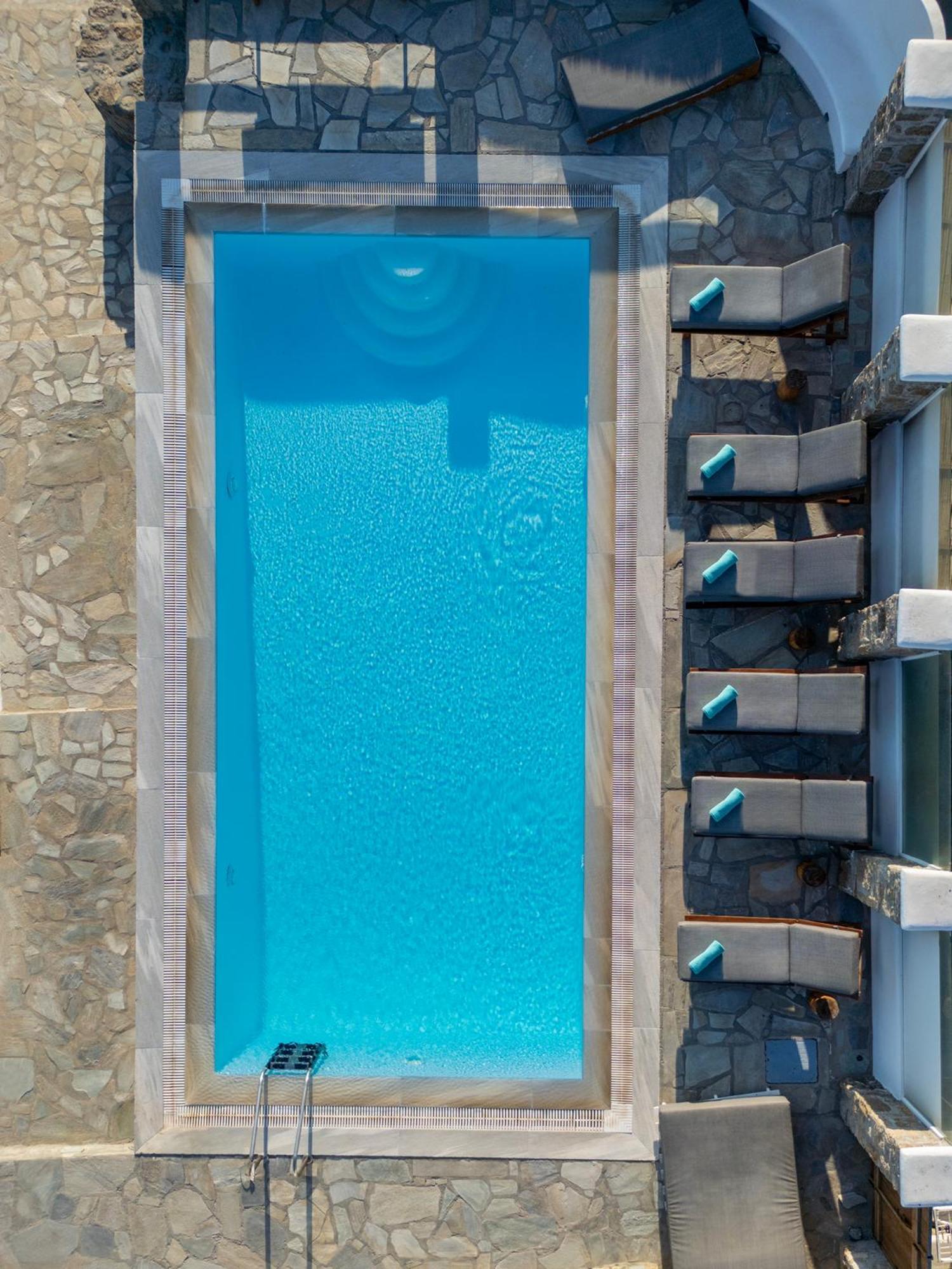 Mando Pool Villas W Sea Views - Five Bedrooms Super Paradise Beach  Exterior photo