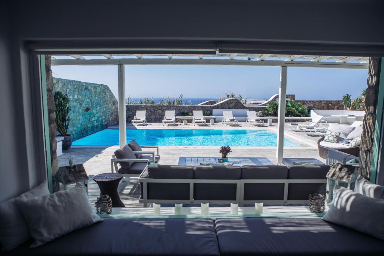 Mando Pool Villas W Sea Views - Five Bedrooms Super Paradise Beach  Exterior photo